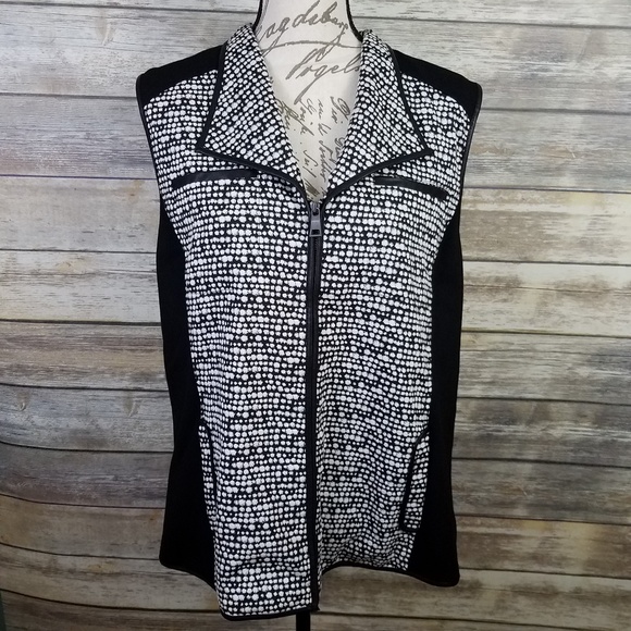 Chico's Jackets & Blazers - ⬇️$25 CHICO'S Black & White Dot Vest Jacket 3